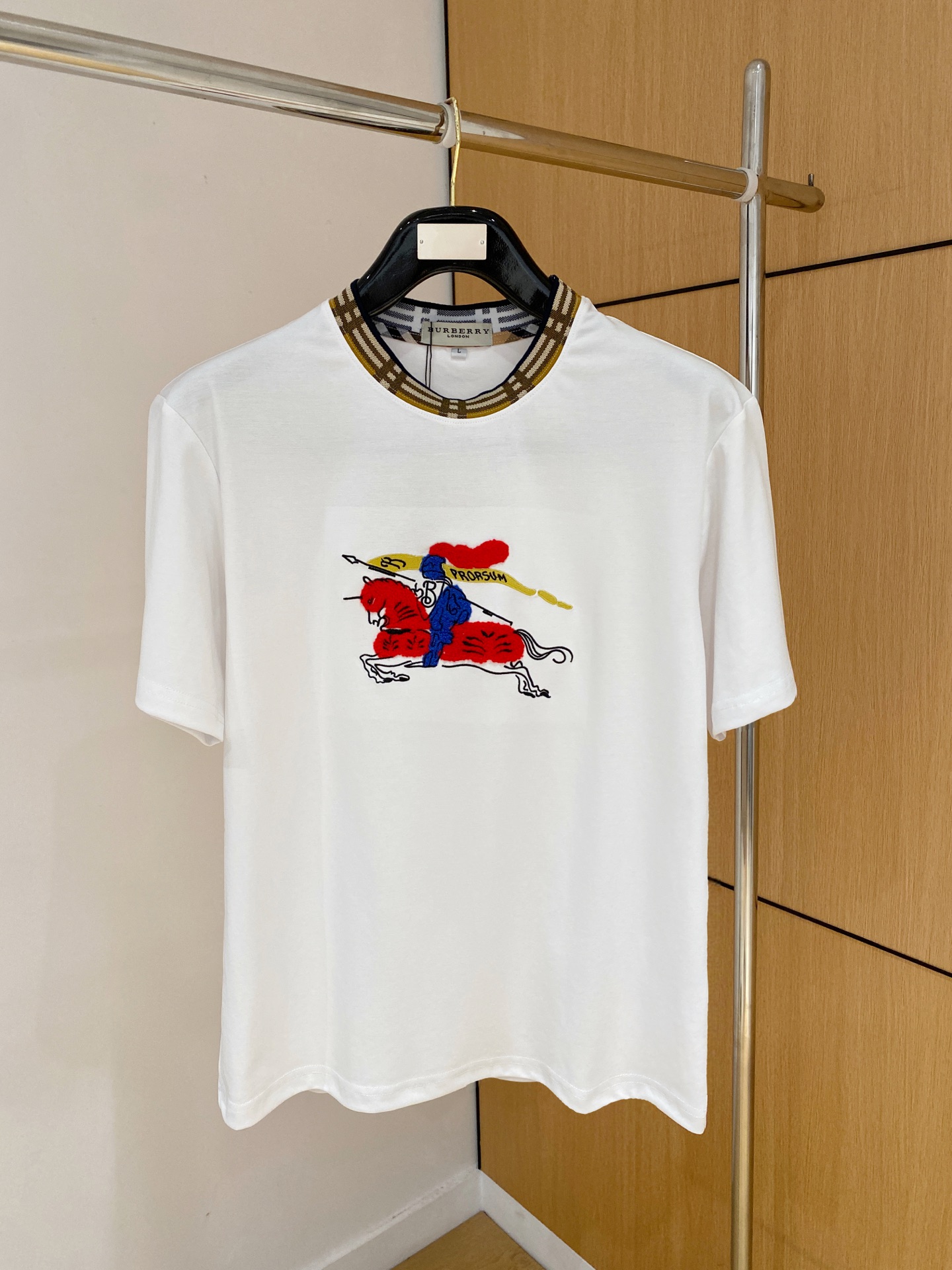 short sleeves